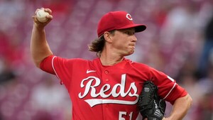 자이언츠와 레즈 경기 관련 이미지